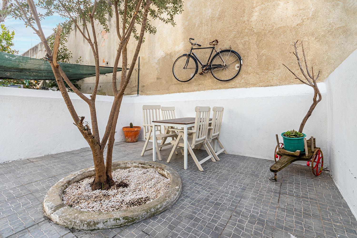 Spacious Apartment With Terrace At Graca Lisboa Kültér fotó